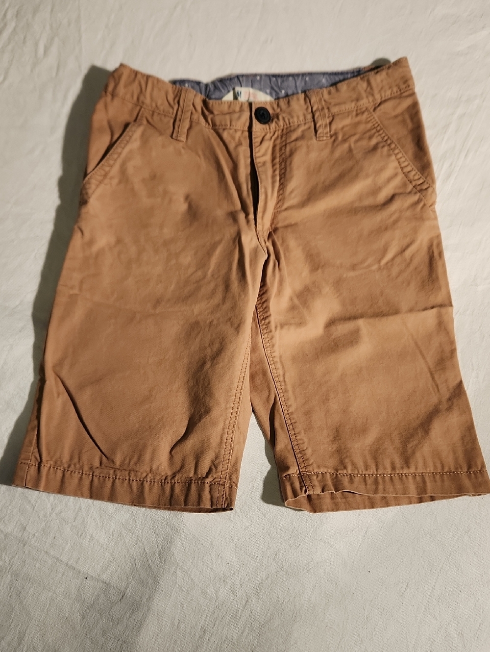 H&M Youth 9-10, The Perfect Color khaki shorts adjustable Waist. Like New